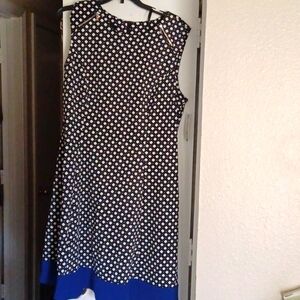 ALYX Dress, b&w top of dress, blue bottom, zipper on shoulders, zips down the bk